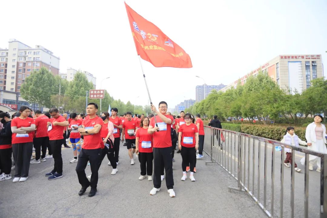 砥礪初心使命，汲取奮進(jìn)力量丨花花牛乳業(yè)集團(tuán)黨委組織開展學(xué)習(xí)“焦裕祿精神”主題黨日活動
