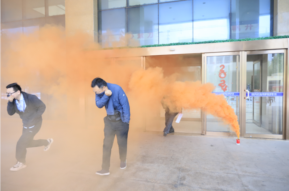 增強消防意識，筑牢安全底線丨花花牛乳業(yè)集團組織消防應急演練