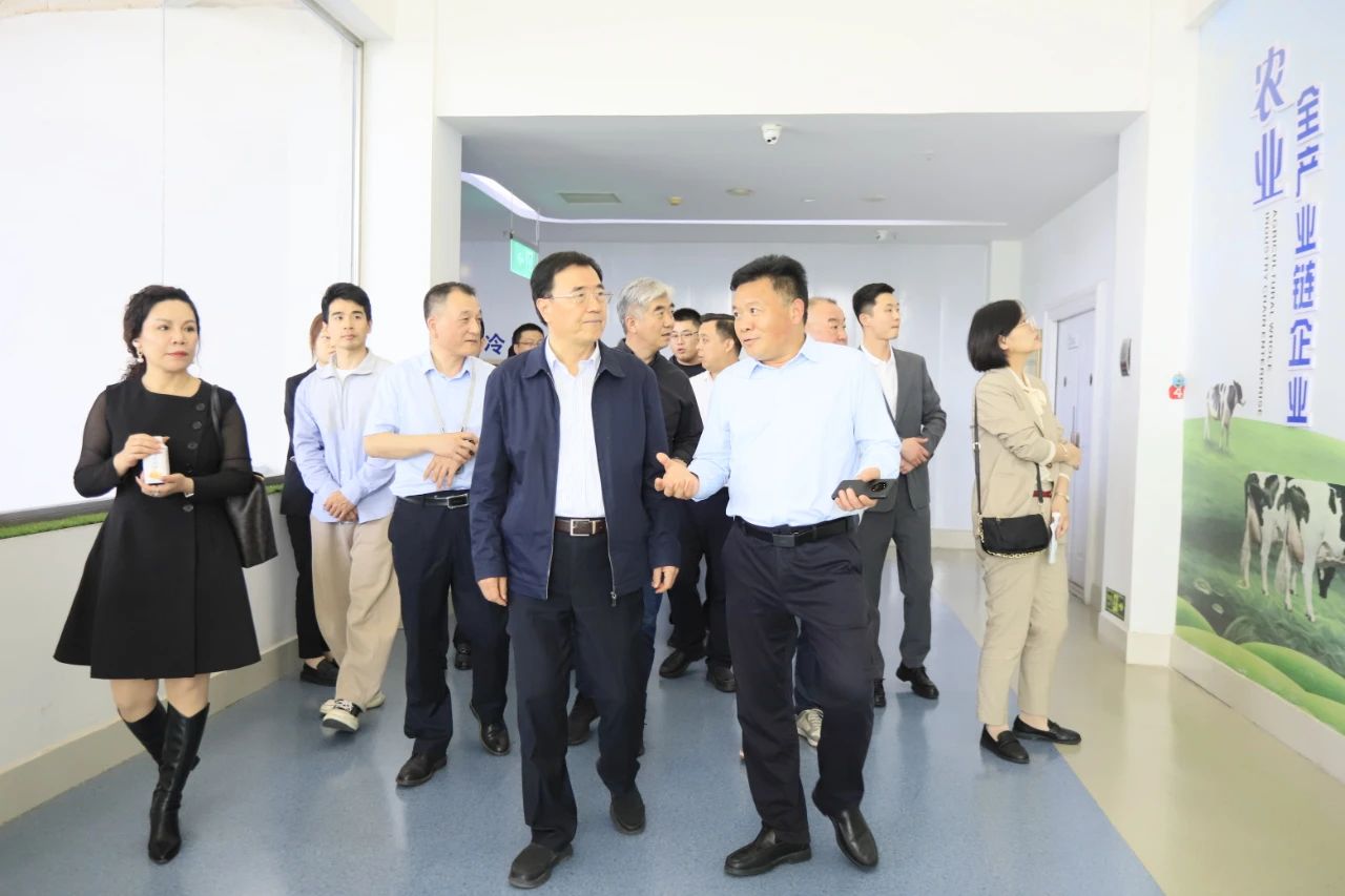 河南省2024國家“學(xué)生飲用奶計(jì)劃”推廣工作推進(jìn)會(huì)在鄭州成功舉辦！